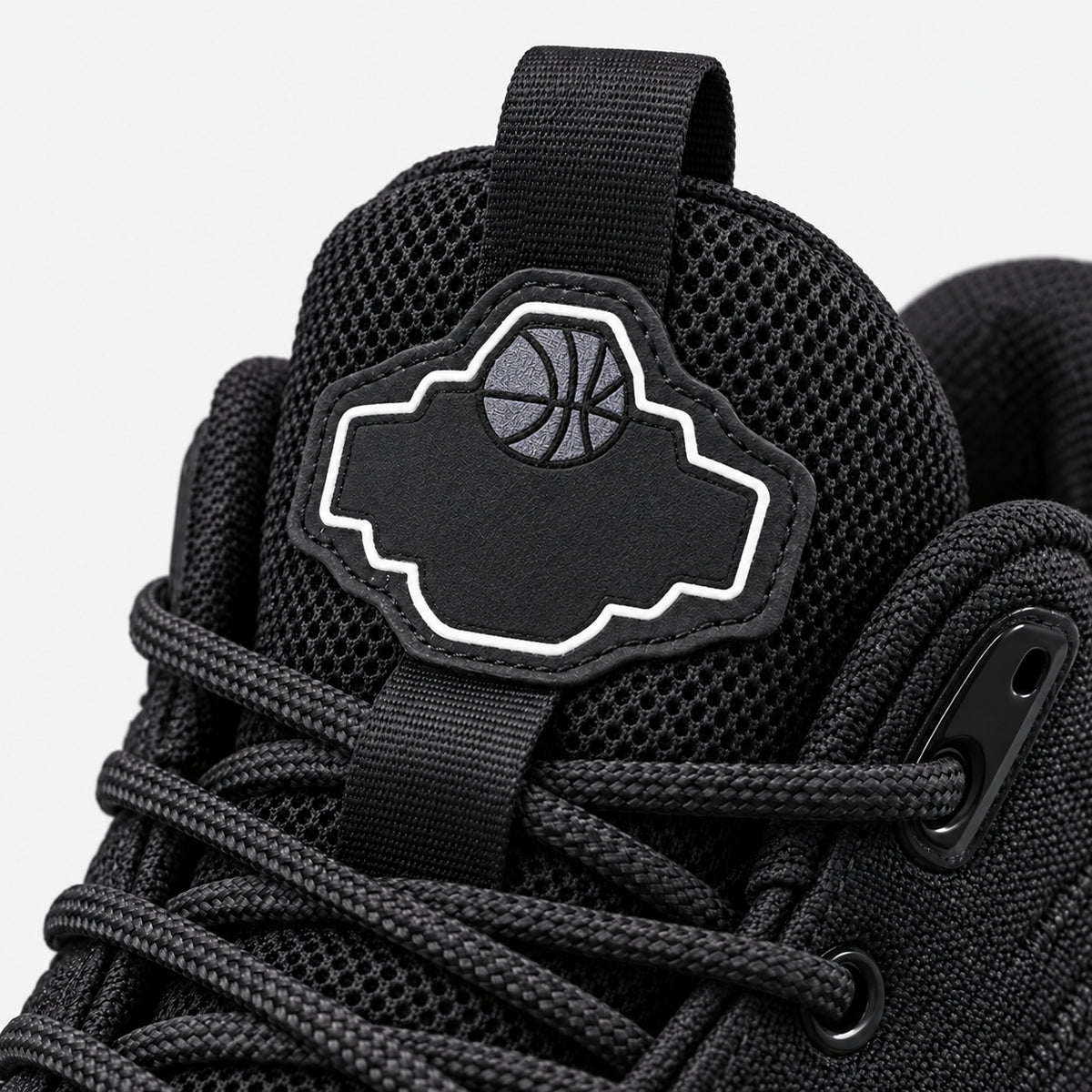 DynaDunk — Preto/Branco — 07-detalhe-lingua #Cor_Preto/Branco